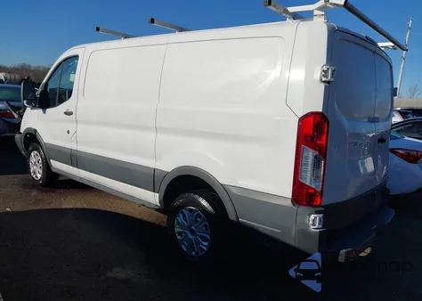 2016 Ford Transit-250 из США, поврежденный, VIN 1FTYR1ZM6GKA19820
